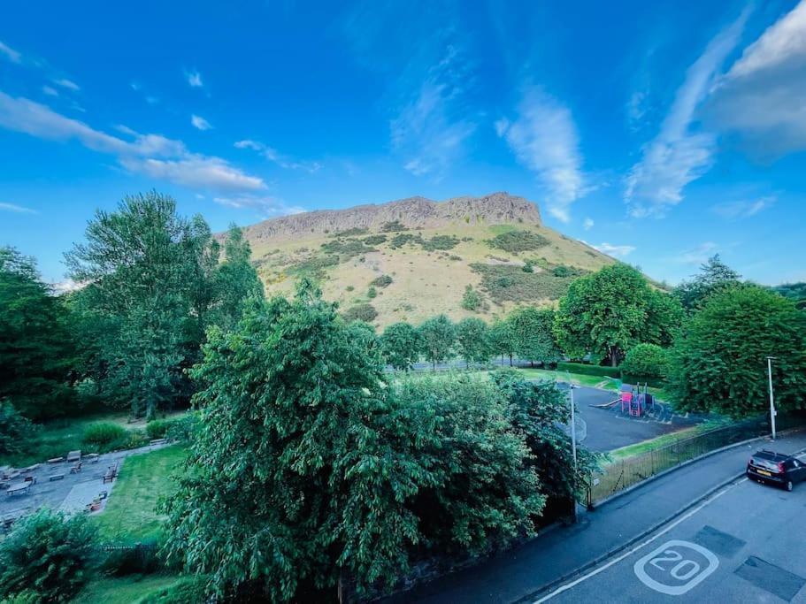Lovely Duplex Apartment In Edinburgh City Centre Exterior foto
